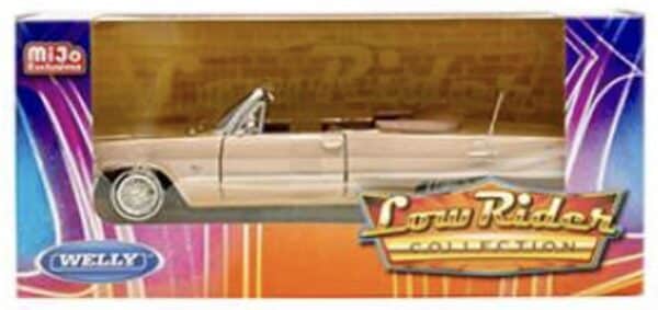 Chevrolet Impala Conv. 1963 Gold Low Rider – Maßstab 1:24 – Bild 2