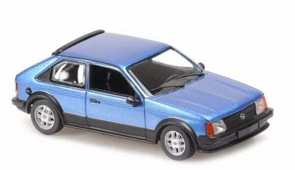 Opel Kadett D SR 1982 blå - skala 1:43