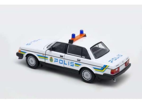 Volvo 240 GL Police Sweden - scale 1:24 - Image 2