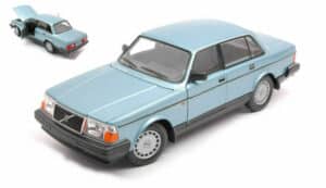 Volvo 240 GL blau