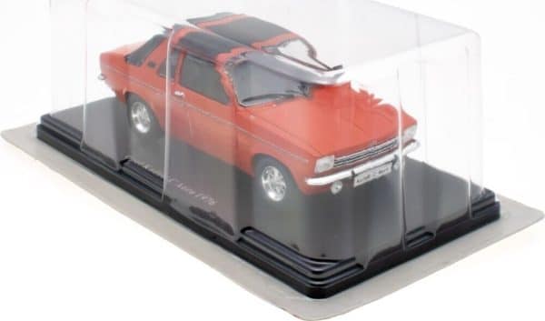 Opel Kadett C Aero 1976 rød - skala 1:24 - Bilde 2