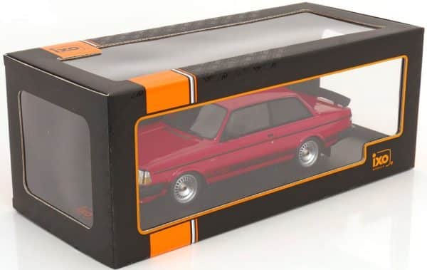 Volvo 240 Turbo Custom 1980 röd - skala 1:43 - Bild 3