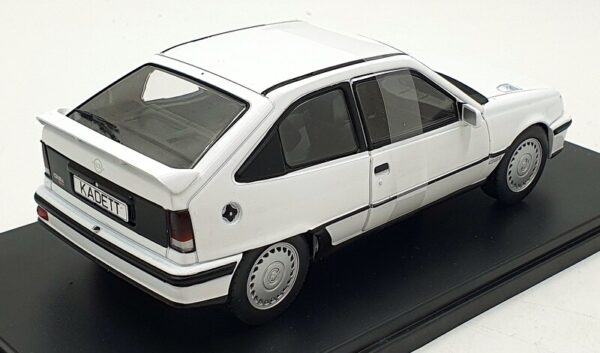 Opel Kadett E GSI 1985 - scale 1:24 - Picture 2